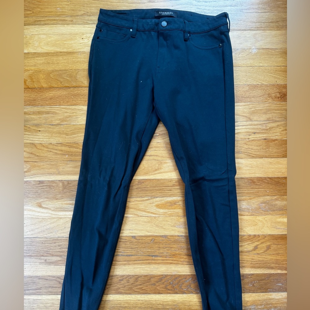 Stretchy pants/jeans